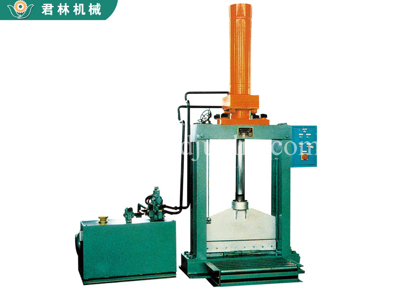 Vertical rubber cutter