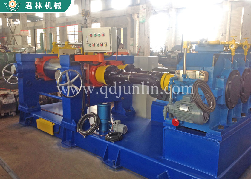 XK-400 Open mixing mill