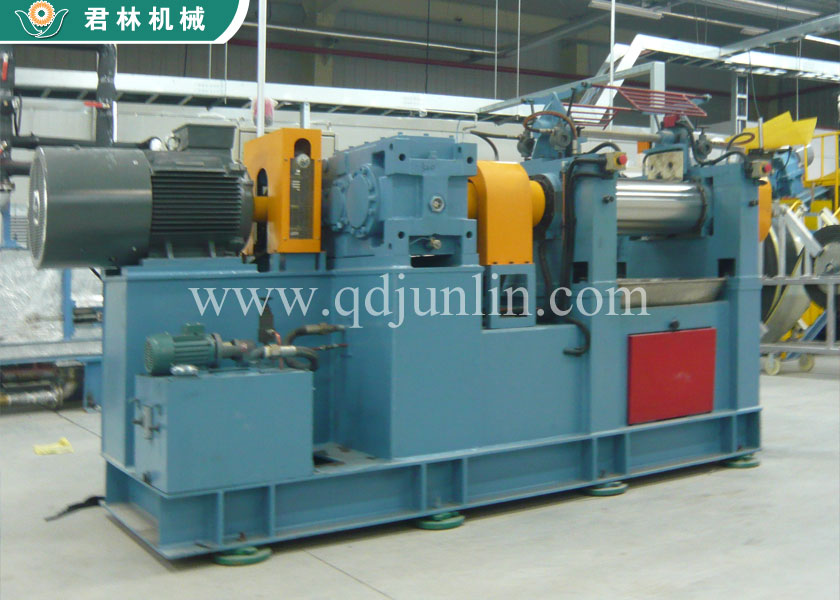 XK-250 Open mixing mill