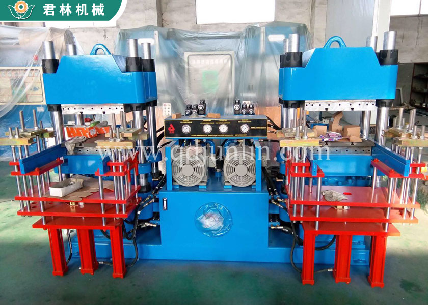 Automatic flap vulcanizing machine