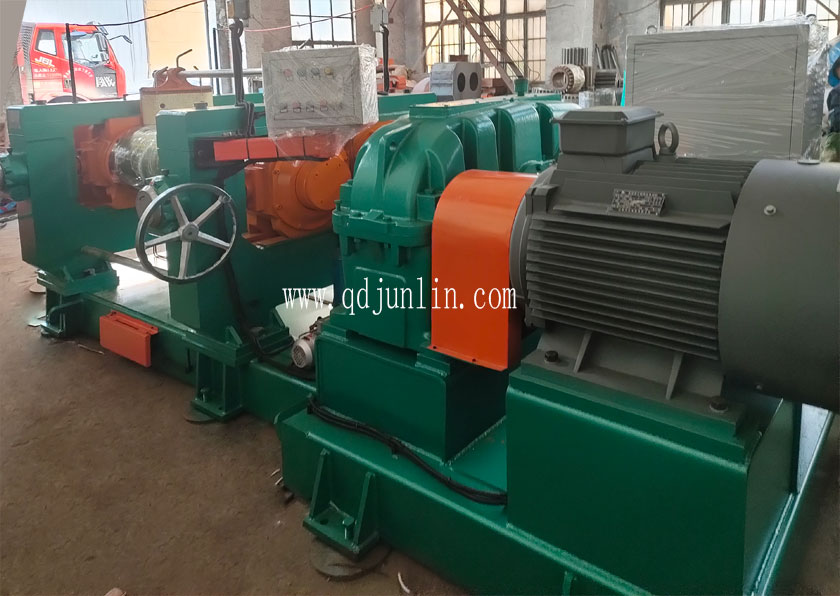 XK-450  Open mixing mill